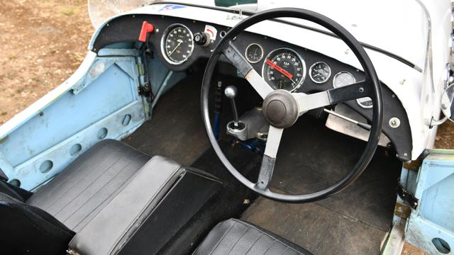 Healey_Silverstone_interior.jpg