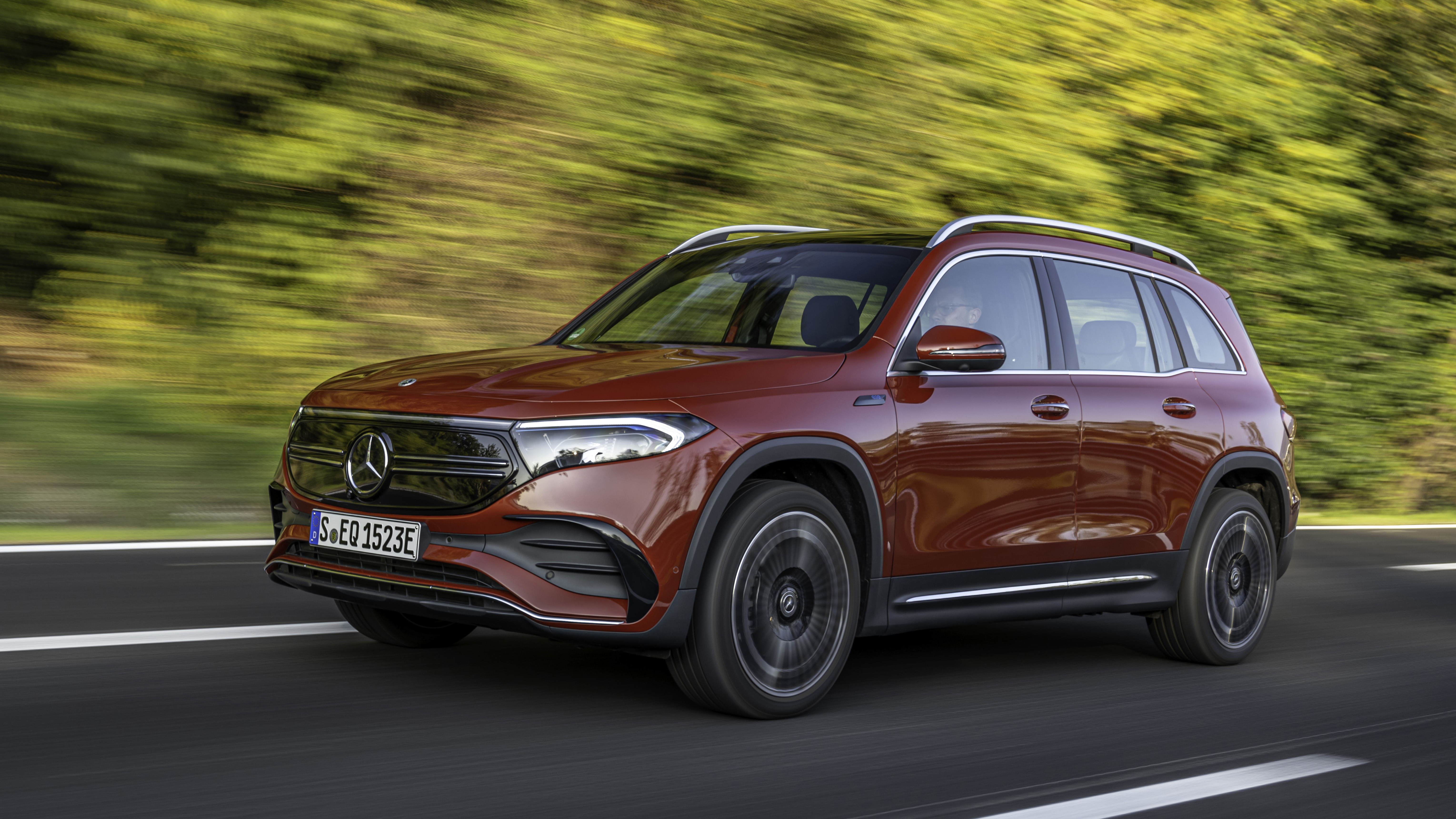 Mercedes EQB copy.jpg