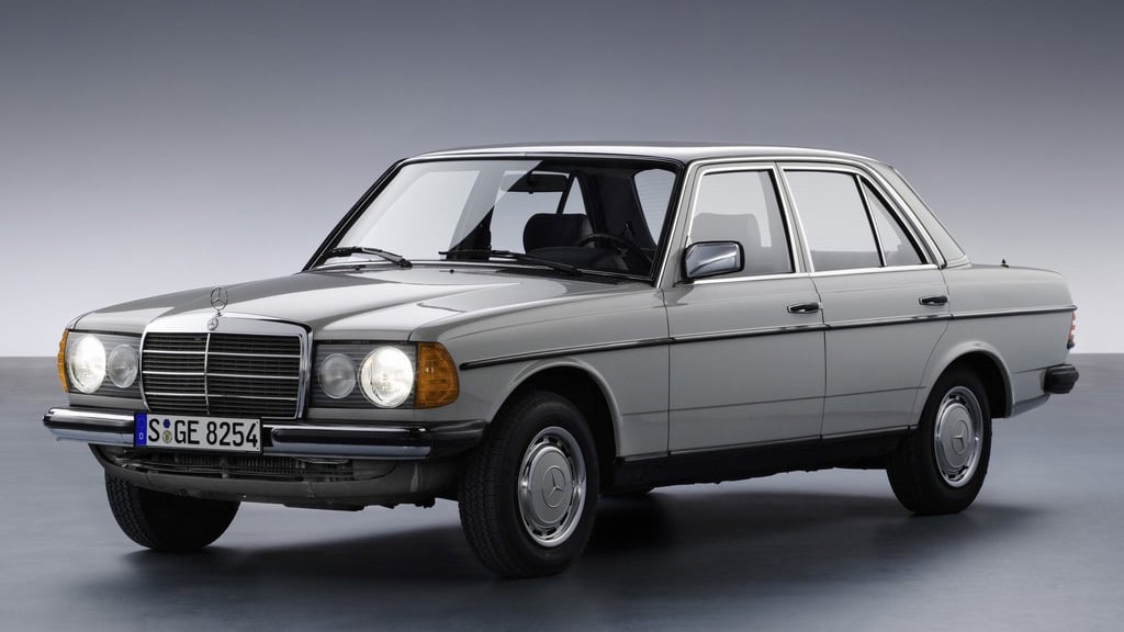 Mercedes-Benz 200-280E copy.jpg