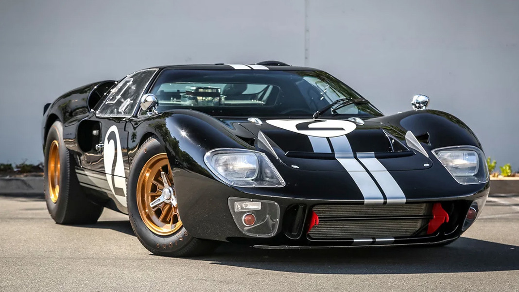 Ford GT40 Superformance copy.jpg