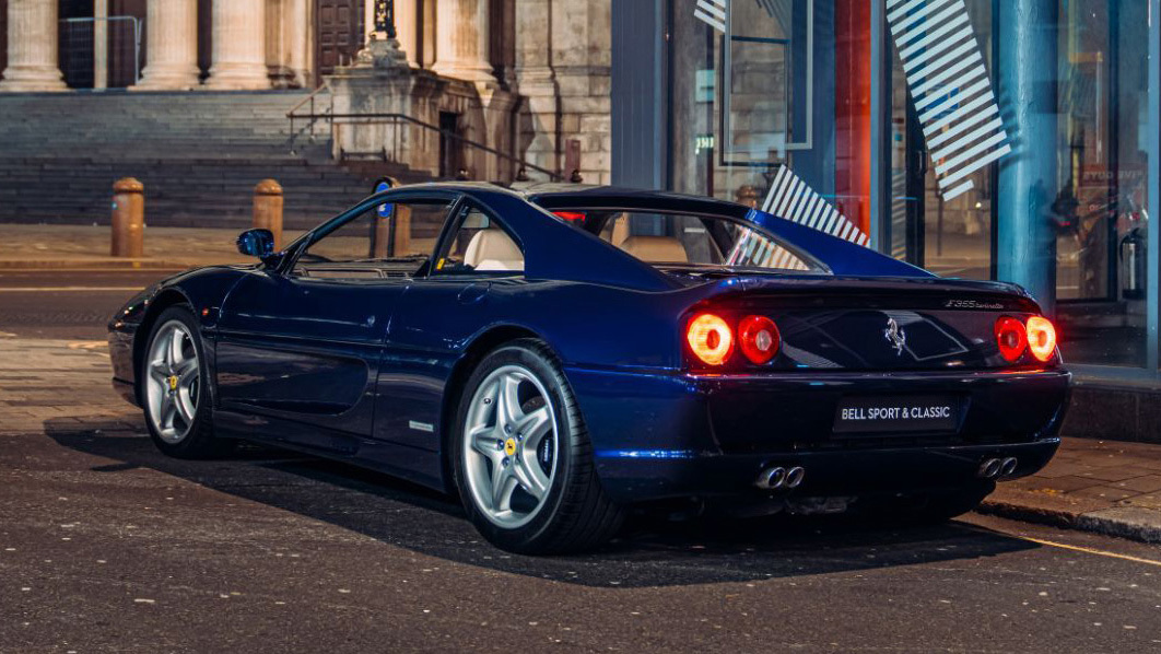ferrari 355 copy.jpg
