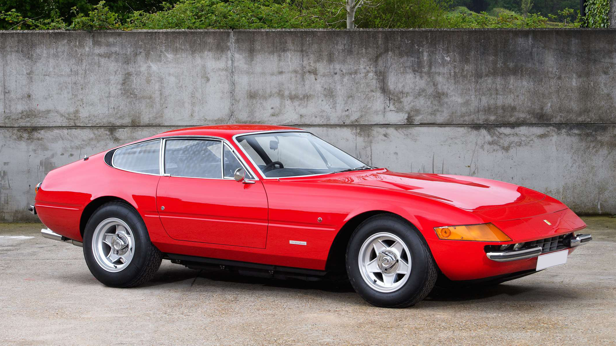 ferrari-365-gtb_4-daytona-1971-goodwood-16102019 copy.jpg