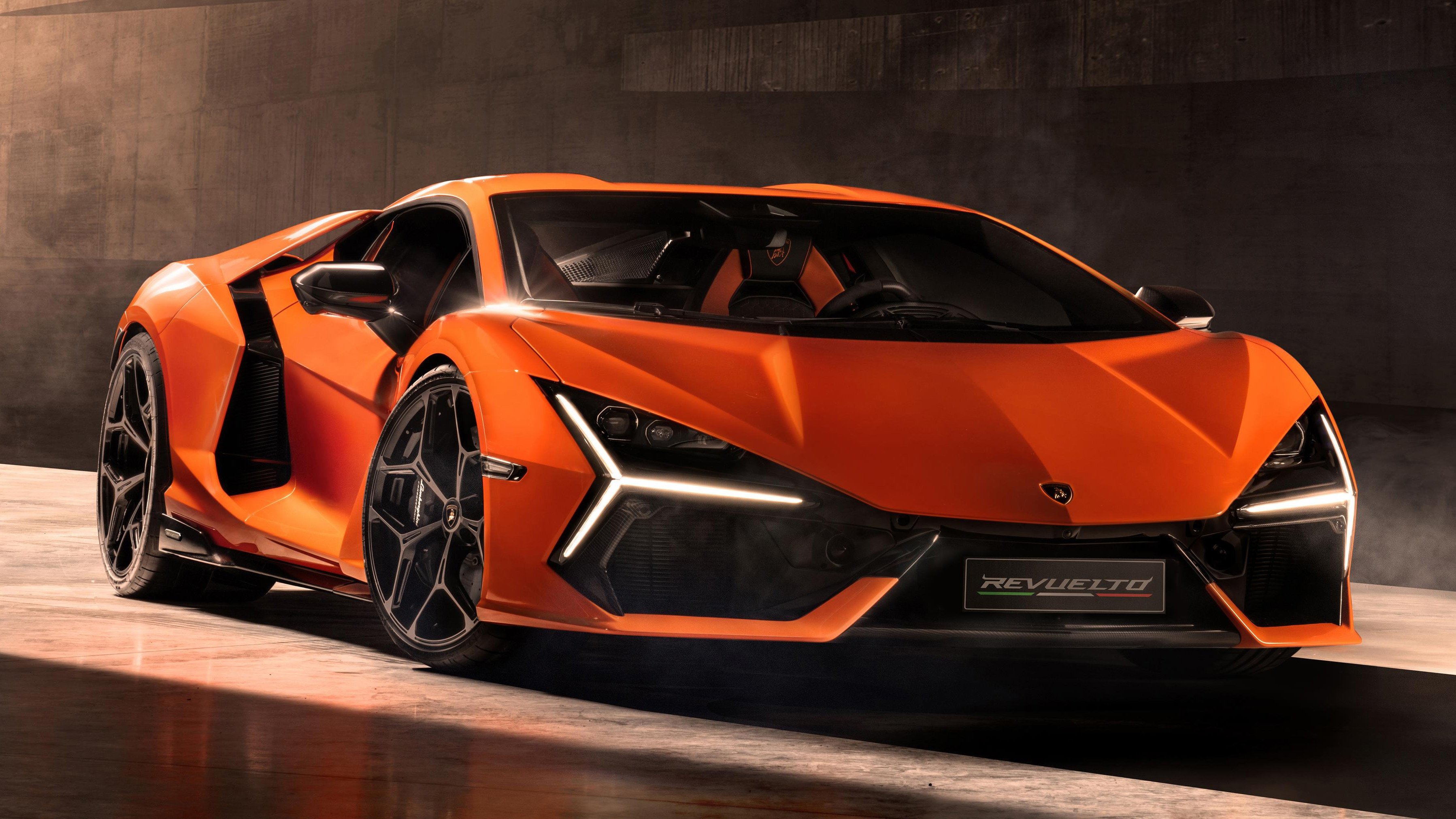 Lambo Revuelto copy.jpg