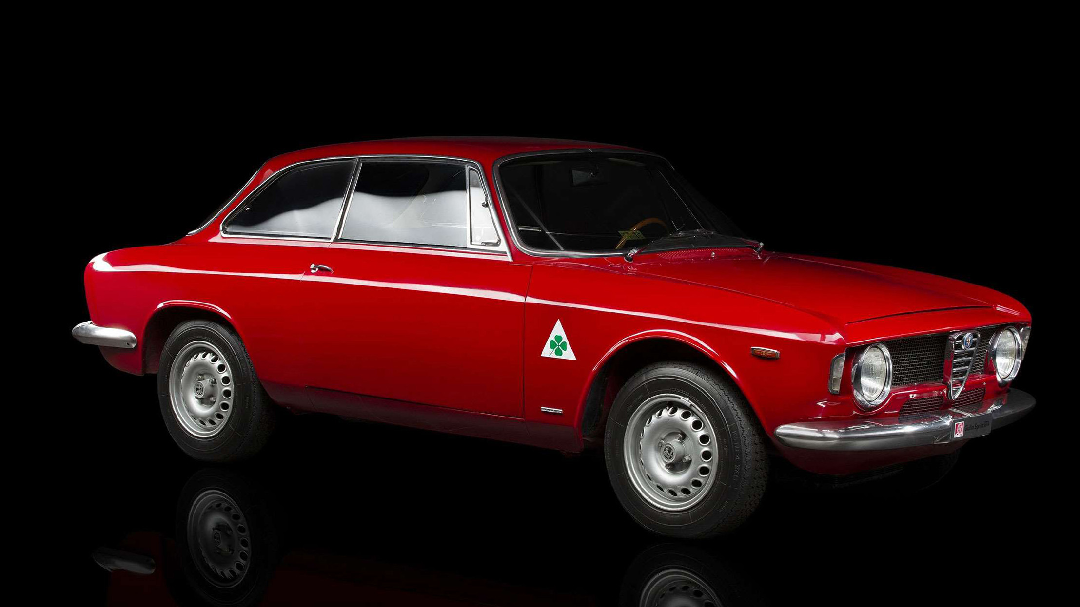 Alfa Romeo Giulia GTA copy.jpg