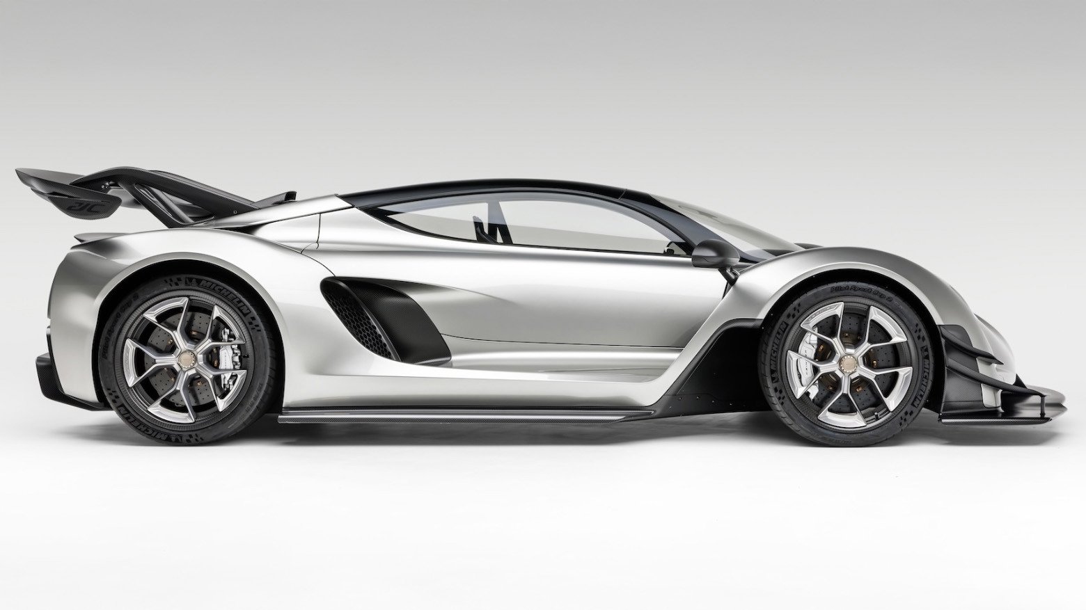 Czinger 21C copy.jpg