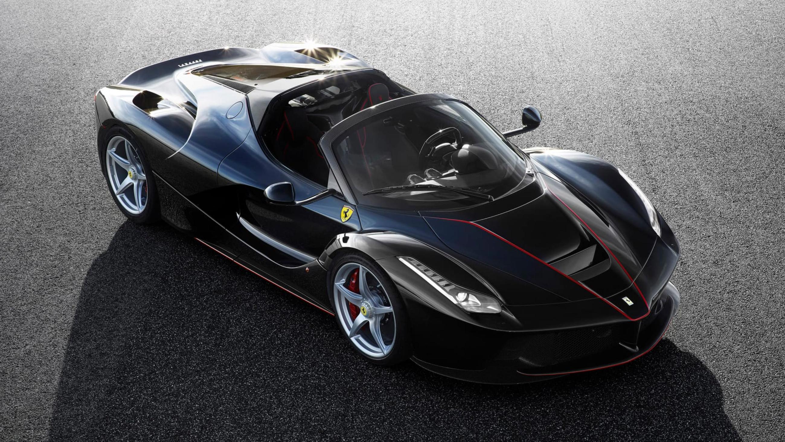 Ferrari_LaFerrari_Aperta.jpg
