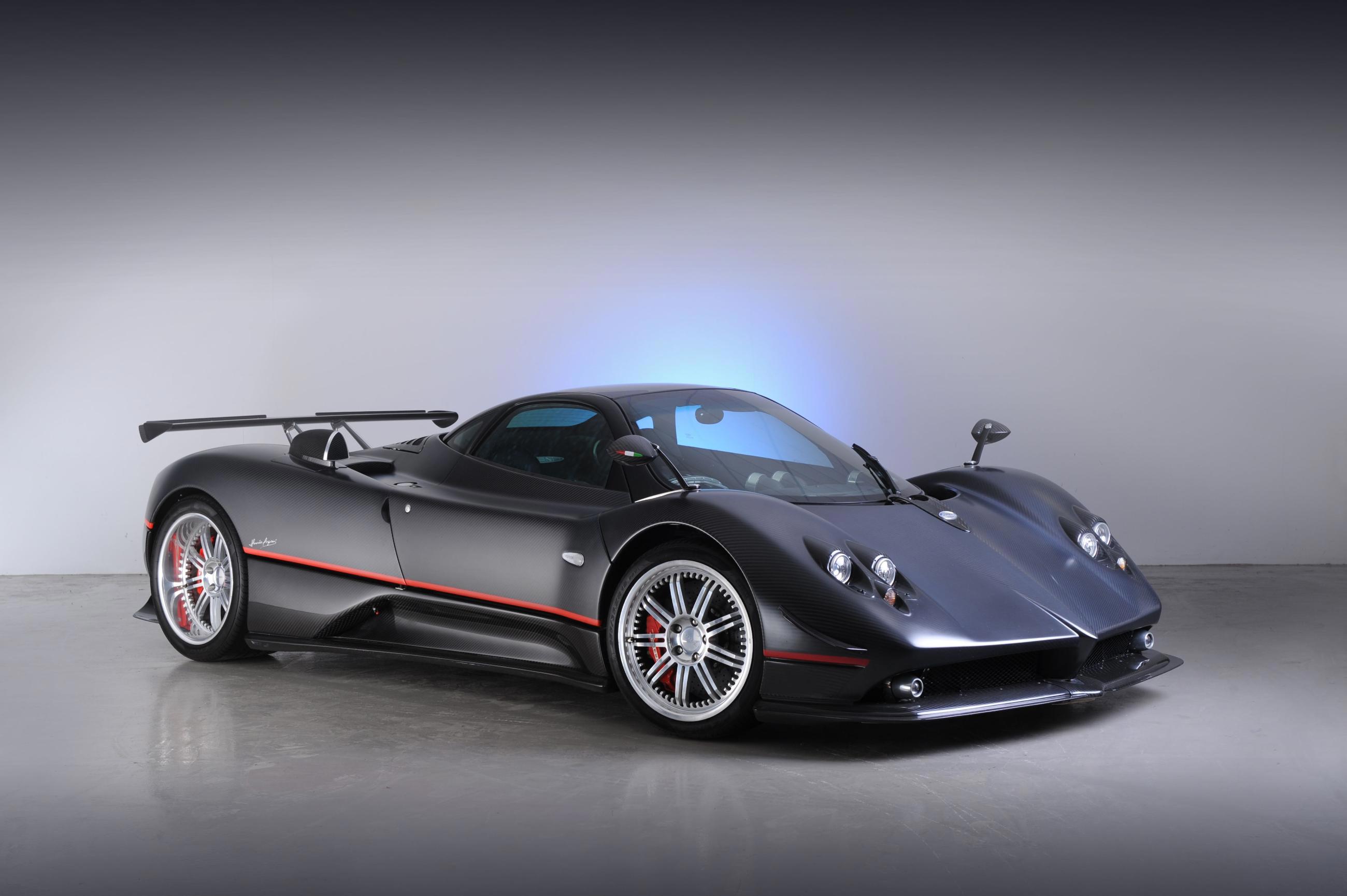 Pagani_Zonda_Tricolore_Bonhams.jpg