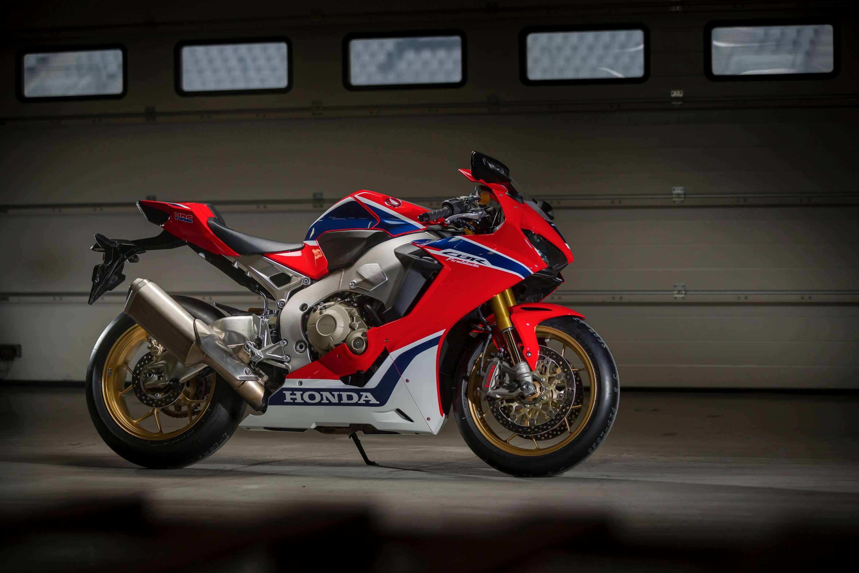 The Goodwood Test: Honda Fireblade 25th Anniversary